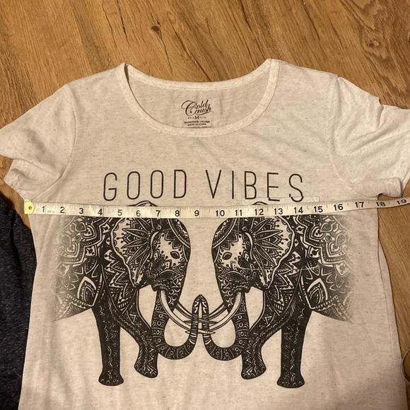 Set of 2 Relaxed/oversized (Pit to pit= 17.5 & 18”) super soft & comfy T-Shirts. - Picture 10 of 15